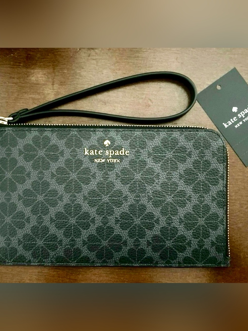 Kate Spade Black Lucy Spade Flower Medium Zip Wristlet